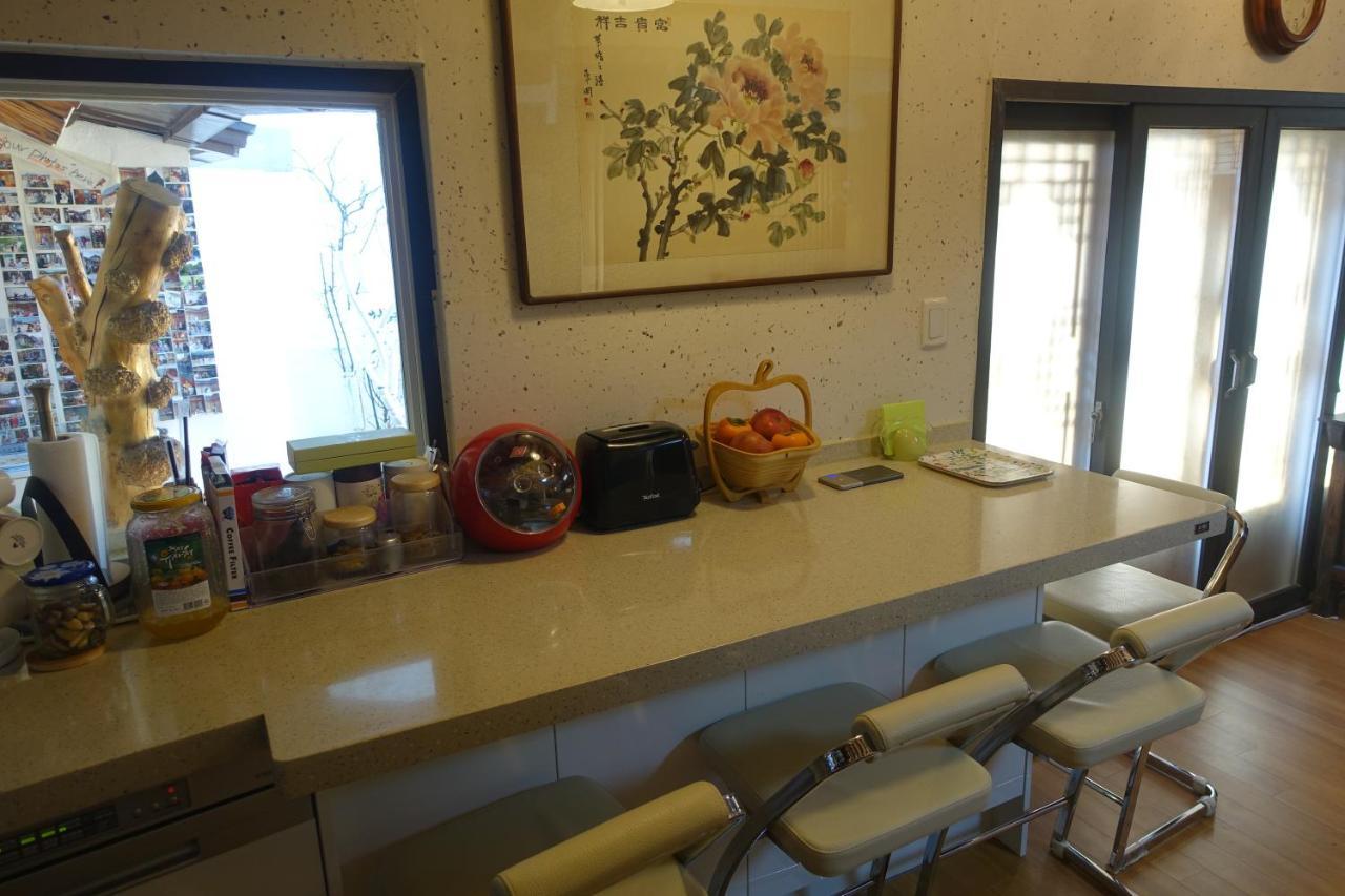 Seochon Guesthouse Сеул Екстериор снимка