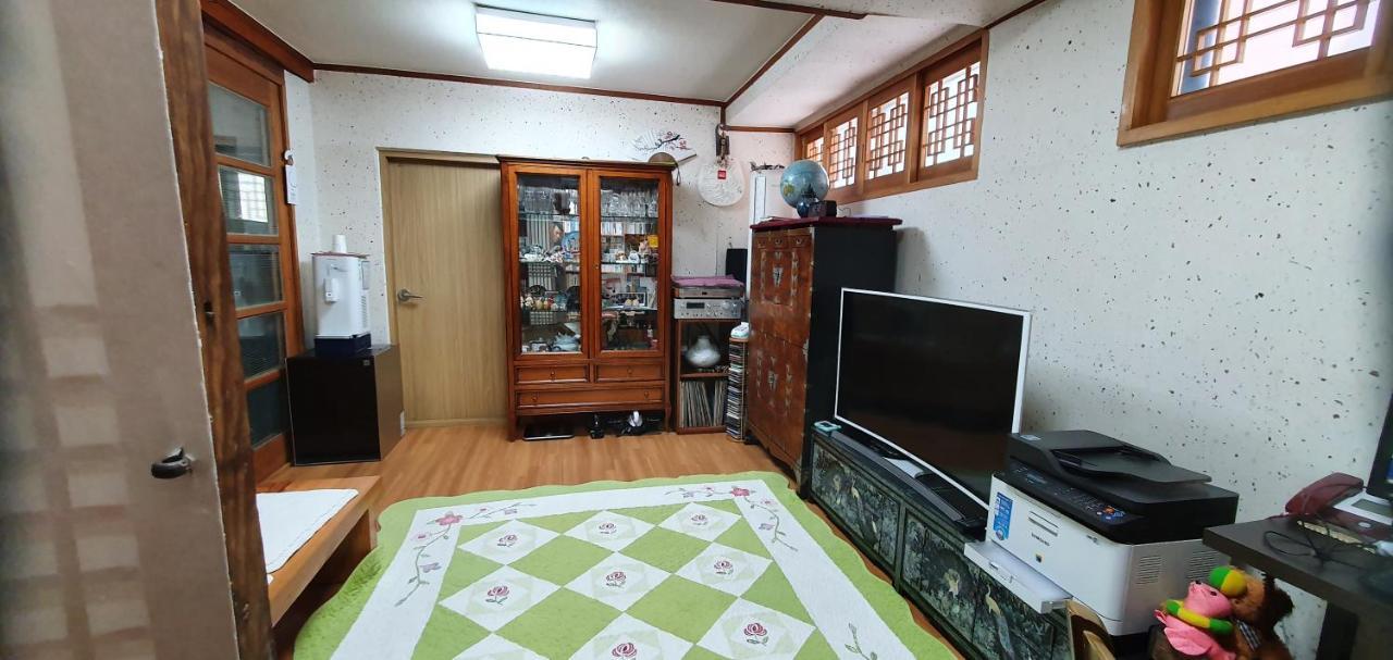 Seochon Guesthouse Сеул Екстериор снимка