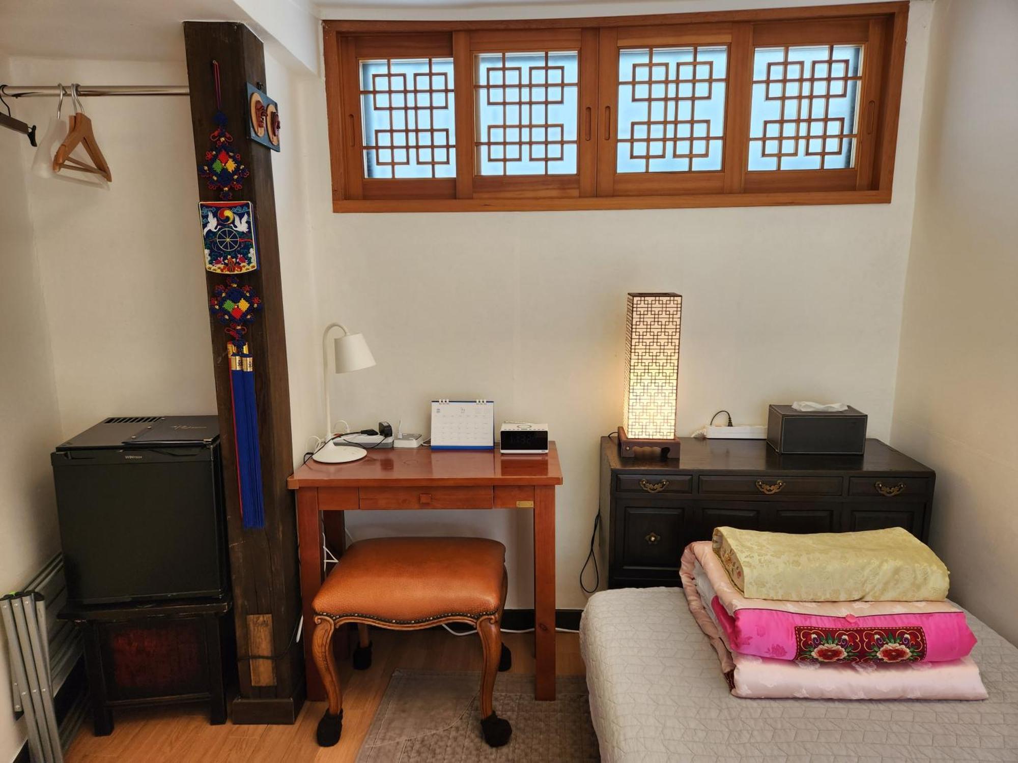 Seochon Guesthouse Сеул Екстериор снимка