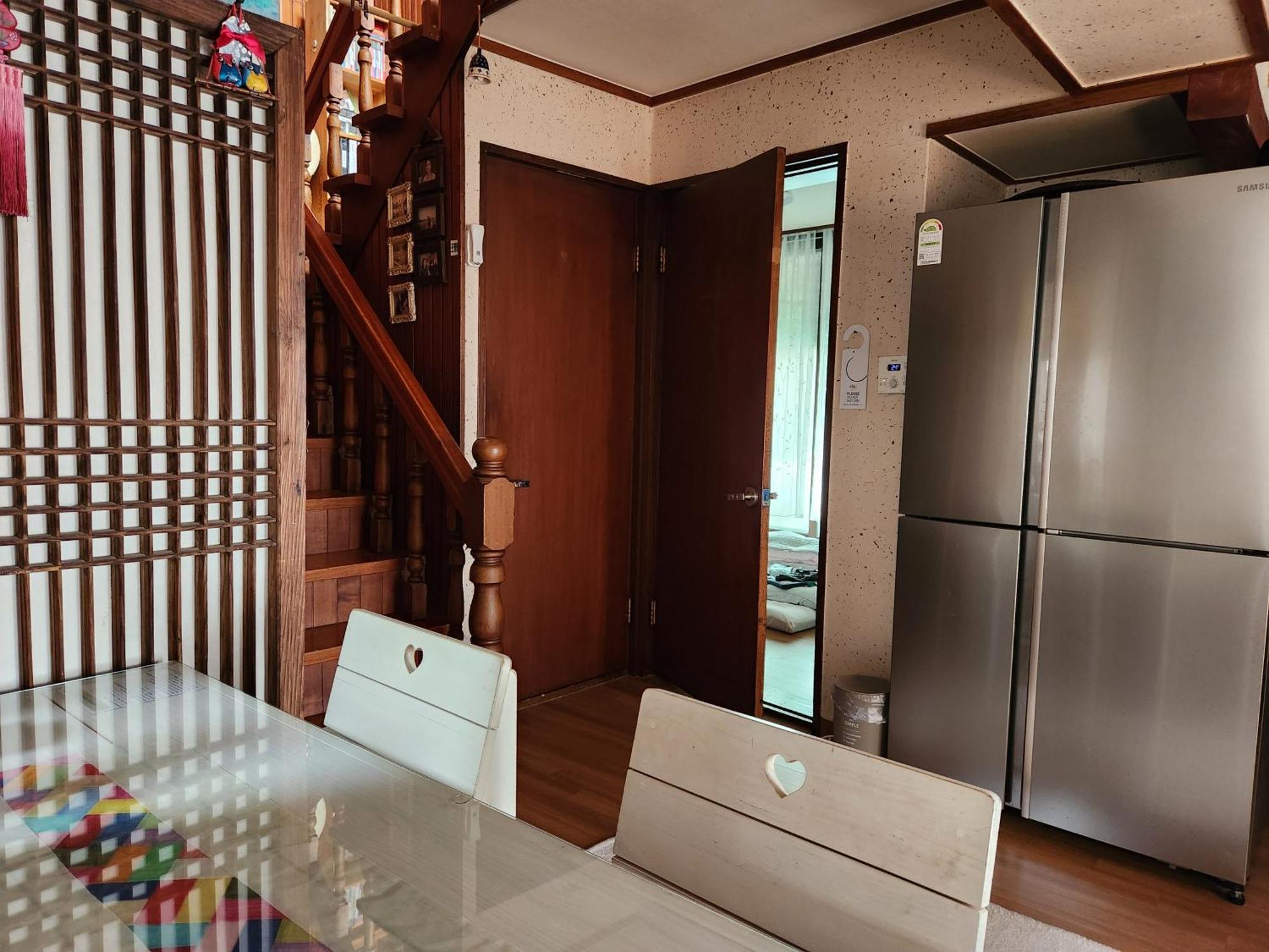 Seochon Guesthouse Сеул Екстериор снимка