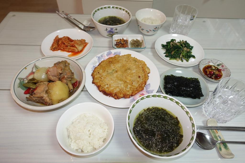 Seochon Guesthouse Сеул Екстериор снимка