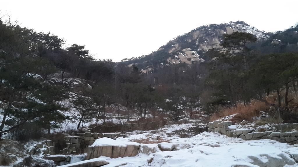Seochon Guesthouse Сеул Екстериор снимка